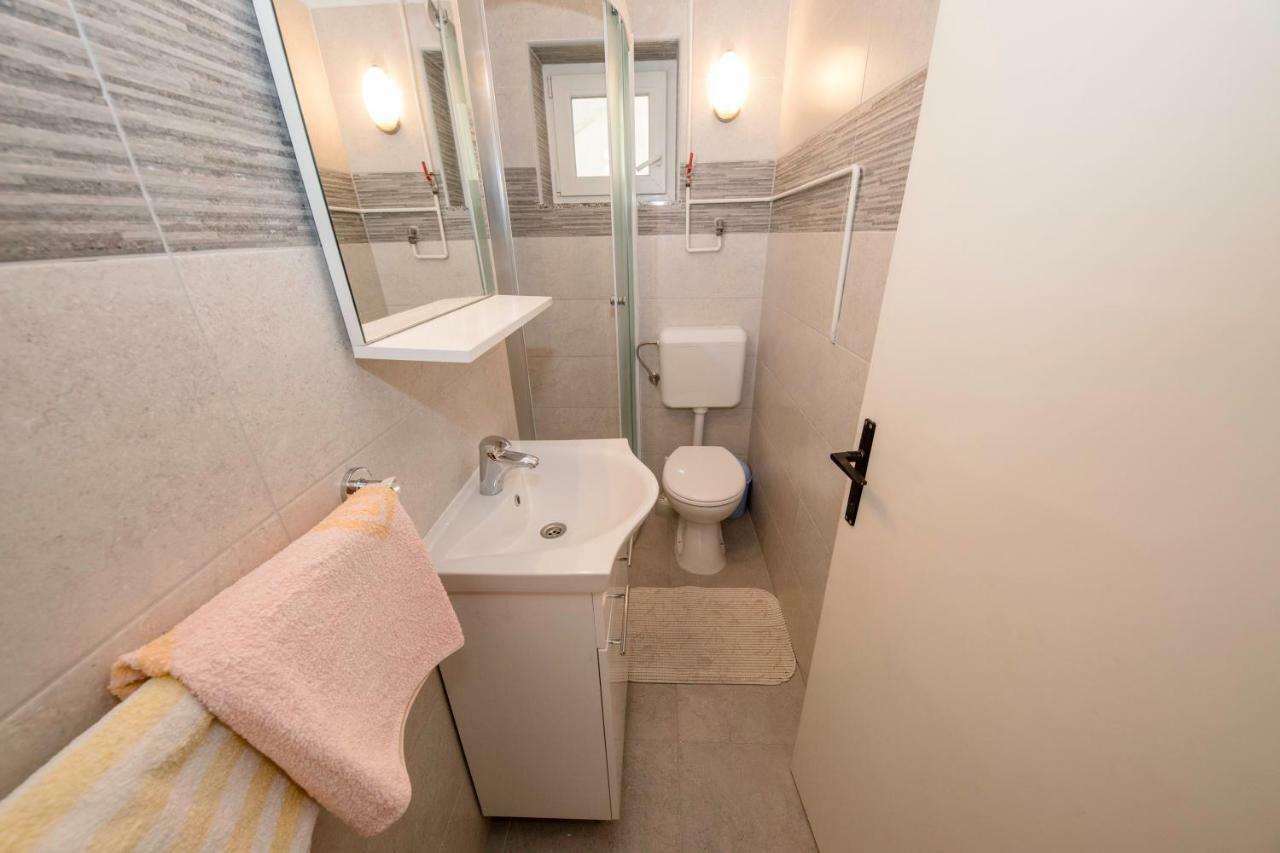 Marina Apartment Rab Town